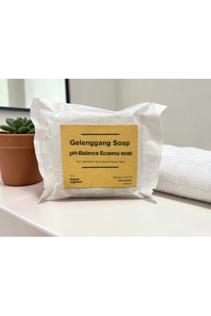 Oupus Organics: Gelenggang Soap